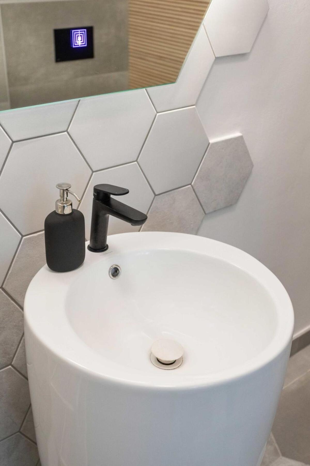 Lux Nest II City Apartment Urban Stay 자그레브 외부 사진